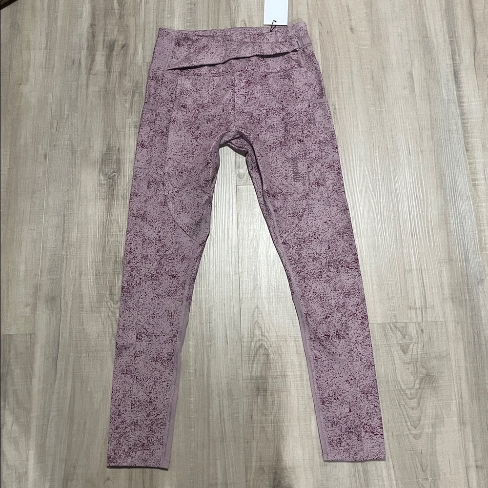 *NWT* Gymshark Chalk Leggings